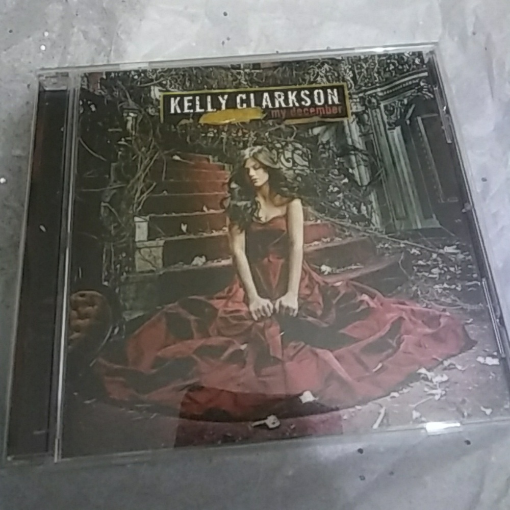 Kelly Clarkson my december CD